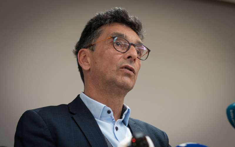 peter svetina.jpg