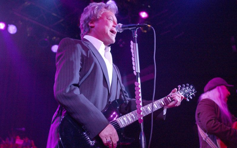 Eric Carmen, eden od pionirjev power popa, je umrl pred dnevi, star 74 let.