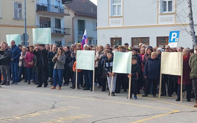 shod_v_metliki.jpg