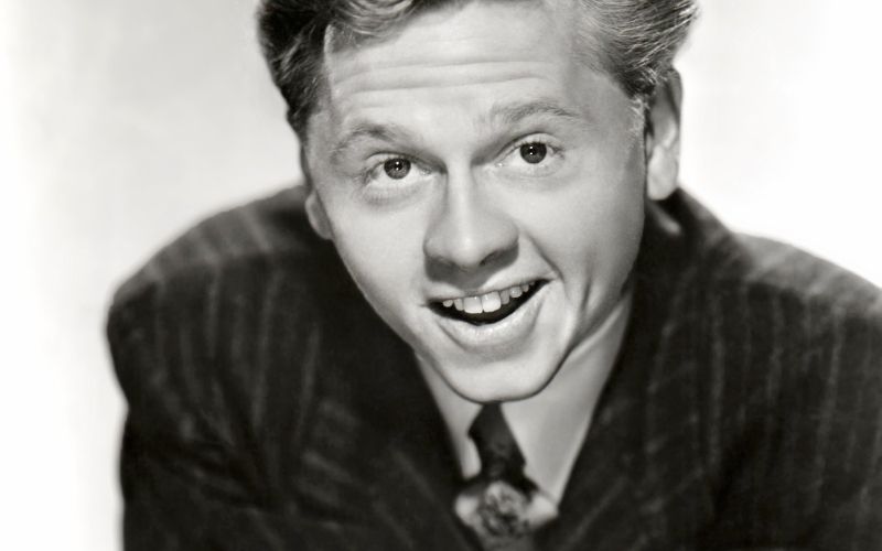 Mickey Rooney velja za enega največjih zvezdnikov Hoolywooda, posnel je več kot 300 filmov.