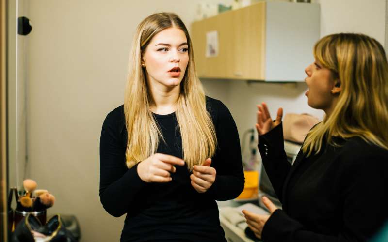 znakovni jezik 3.JPG