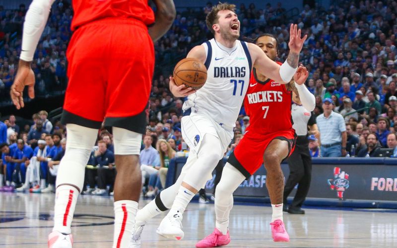doncic dallas.jpg