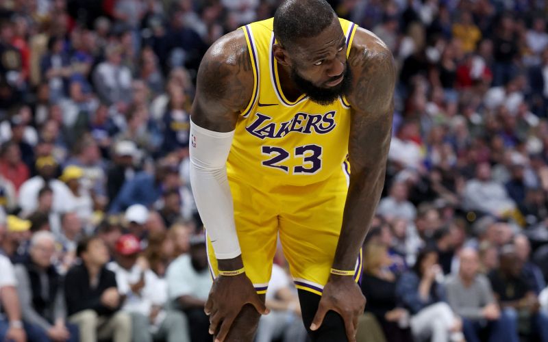 lebron james.jpg
