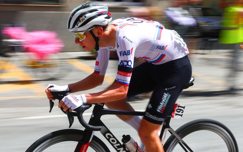 pogacar-giro.jpg