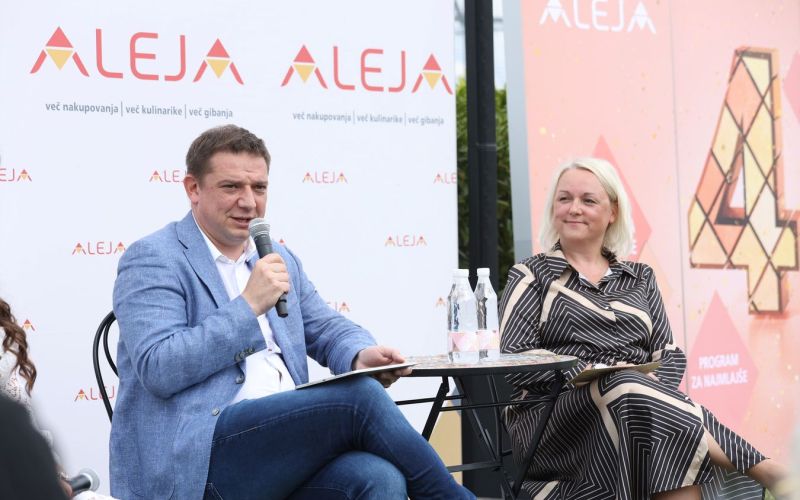 Toni Pugelj, direktor ALEJE in Klavdija Miklavžin, vodja marketinga v ALEJI.JPG