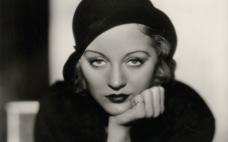 Tallulah Bankhead je tipična predstavnica igralske kaste, lepotica, izredno talentirana in brez vsak
