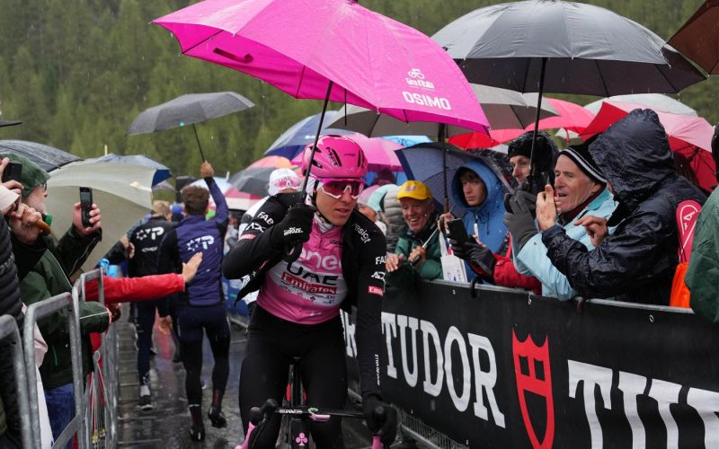 giro pogacar.jpg