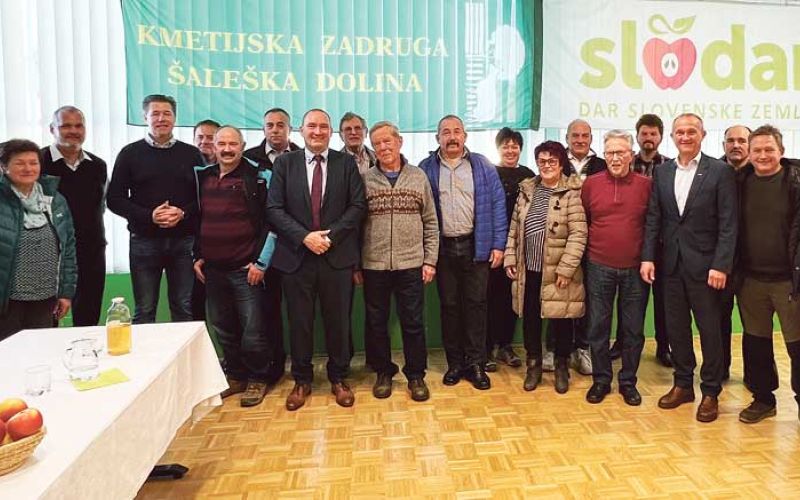 KZŠD-okrogla-miza-(2)