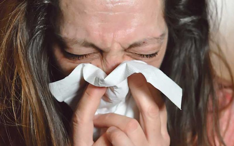 prehlad-sniff-4923113