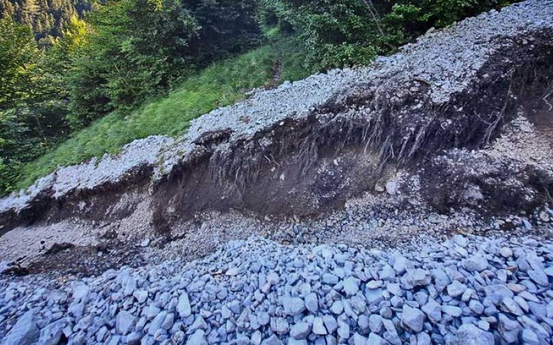 poplave_omejeni_pohodi_v_gore