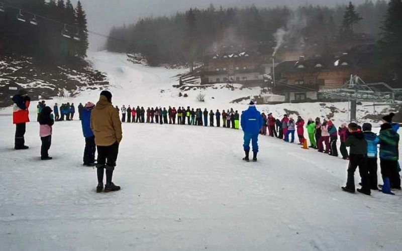 smucanje-otroci-golte