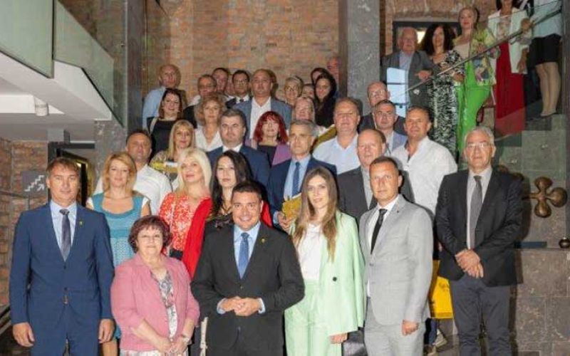 mov-povabljenci-mest