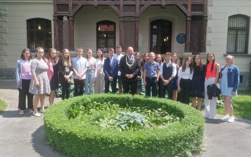 zlati odlicnjaki maturanti sostanj_140851