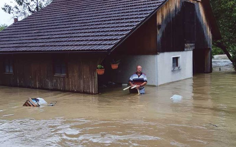 poplave-mozirje-petek-zjutraj