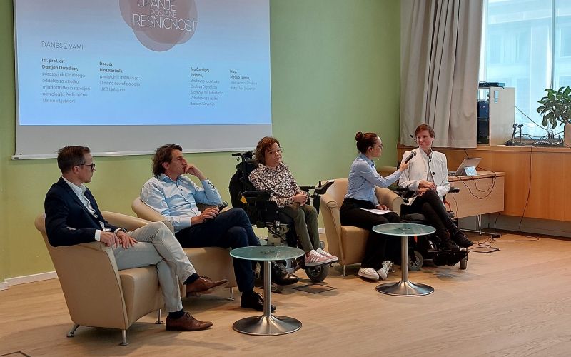 mišična atrofija splet