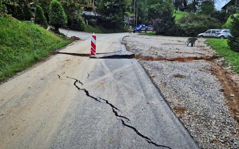 poplava-velenje-cesta