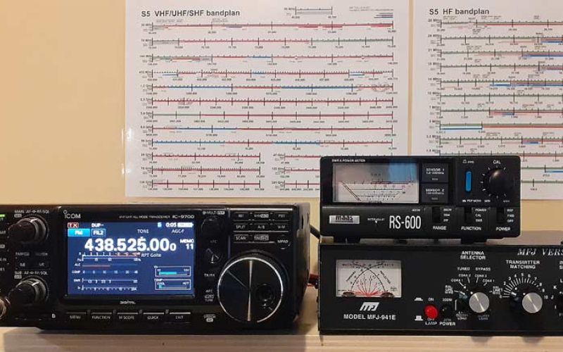 radioamaterji-oprema-7en