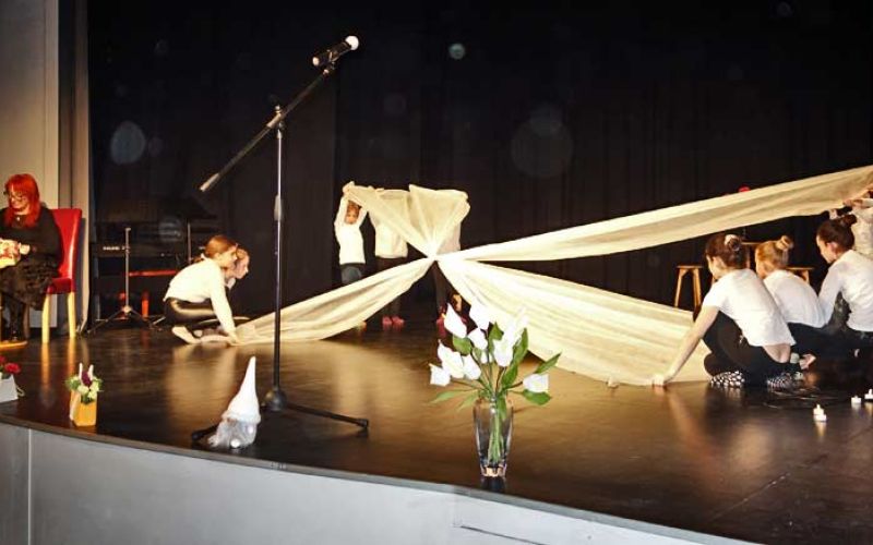 druženje-generacij,-plesna-skupina-Judite-Kolenc