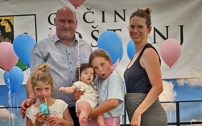 novorojencki-sostanj