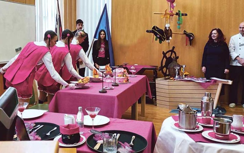 šcv-sinhrona-strežba