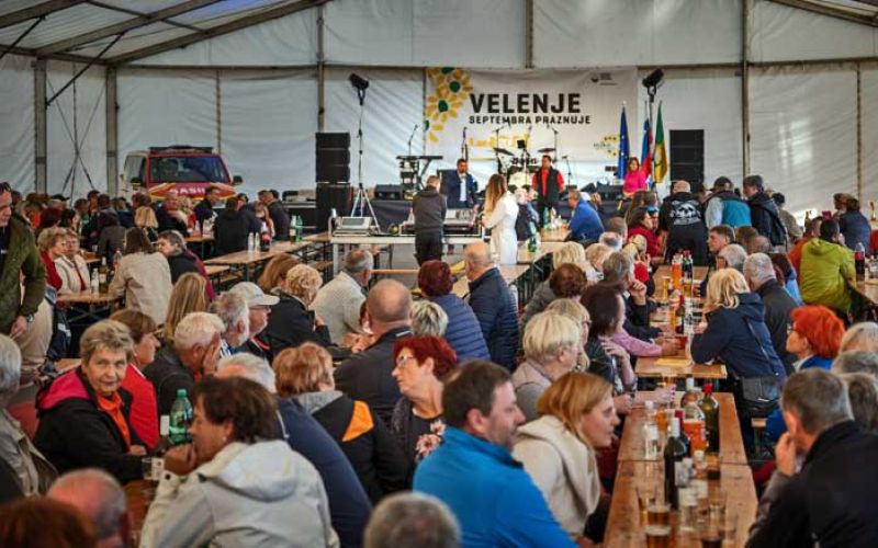 sprejem-prostovoljci