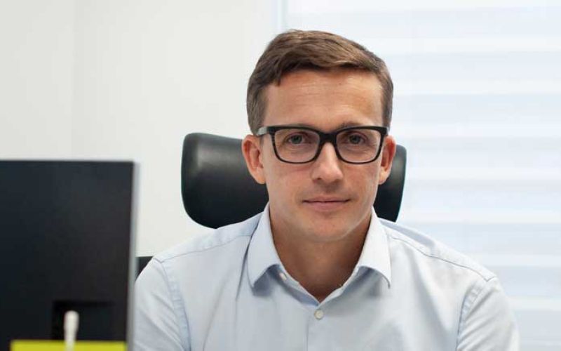 Tomaž-Sijarto,-Makom