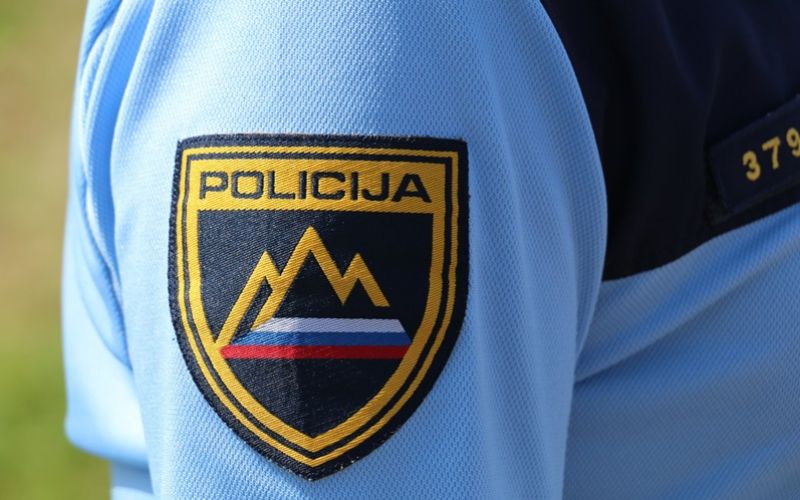 policija