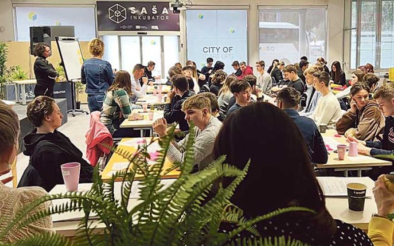 heckaton-Saša-inkubator