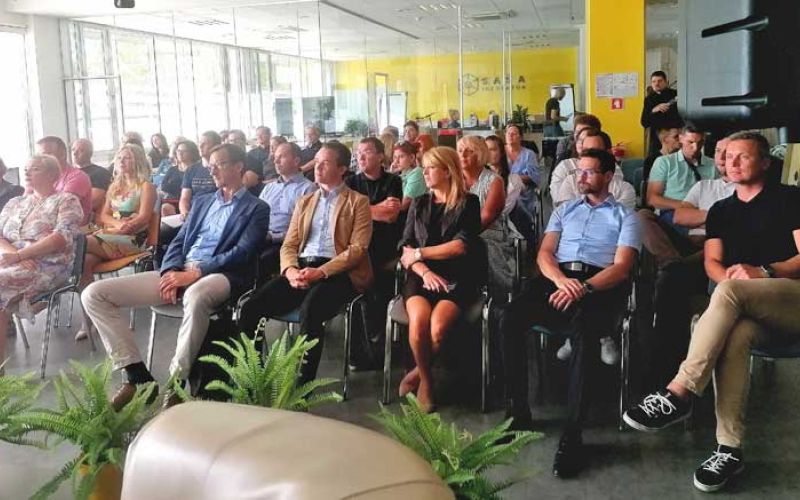 saša-inkubator_umetna-inteligena