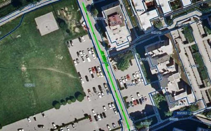 Plocnik-Kardeljev-trg