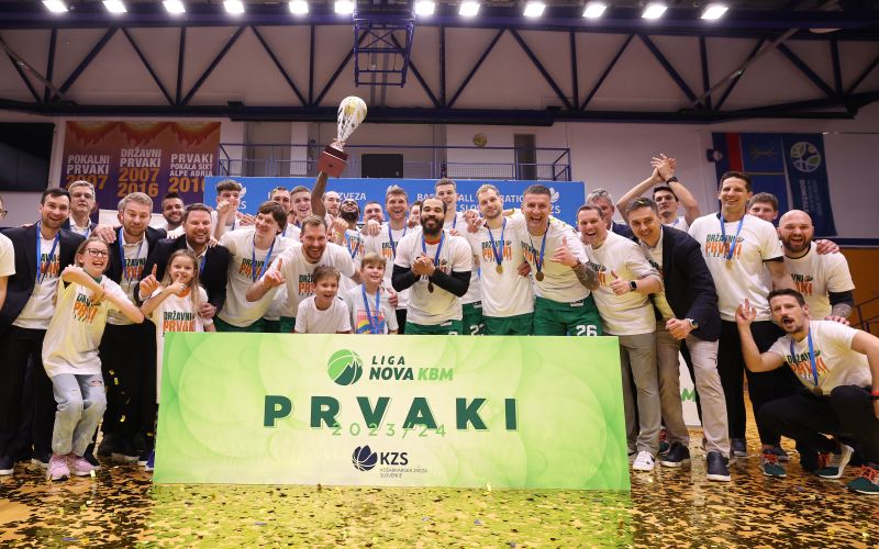 649-13-cedevita olimpija af.JPG