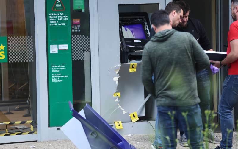 štepanjsko-naselja, jakčeva-ulica, bankomat