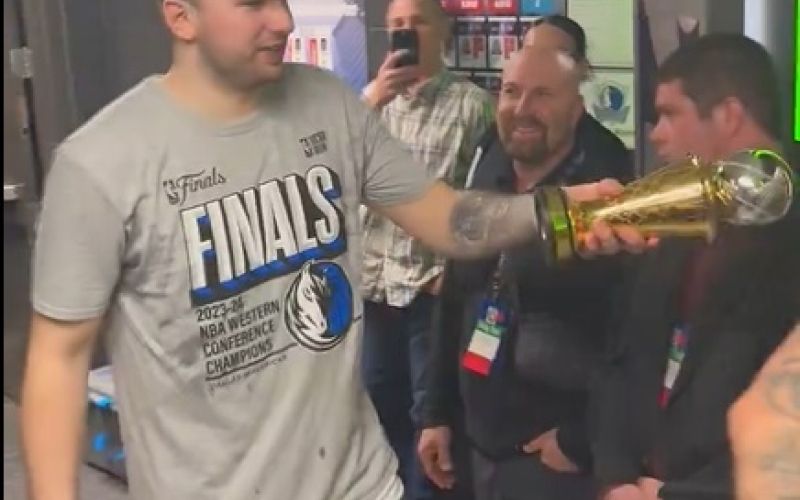doncic pokal.jpg