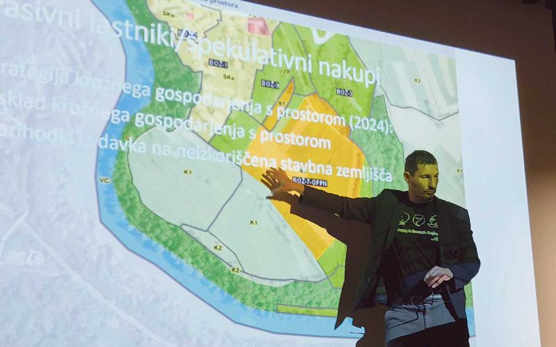RA-Saša-konferenca-turizem-in-poplave.jpg