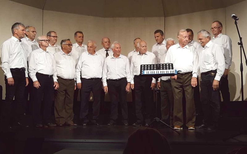 srecanje-zborov-DU---moski-zbor-DU-Velenje.jpg