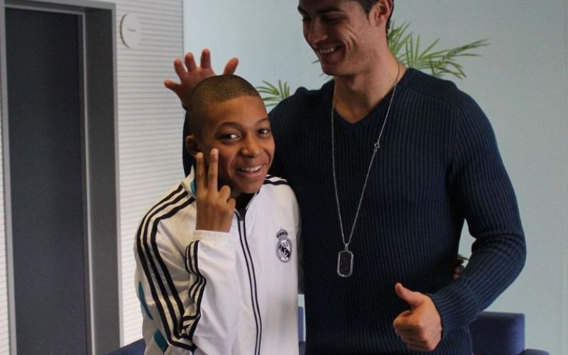 ronaldo mbappe.jpg