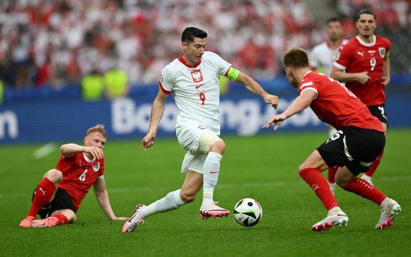 lewandowski poljska avstrija.jpg