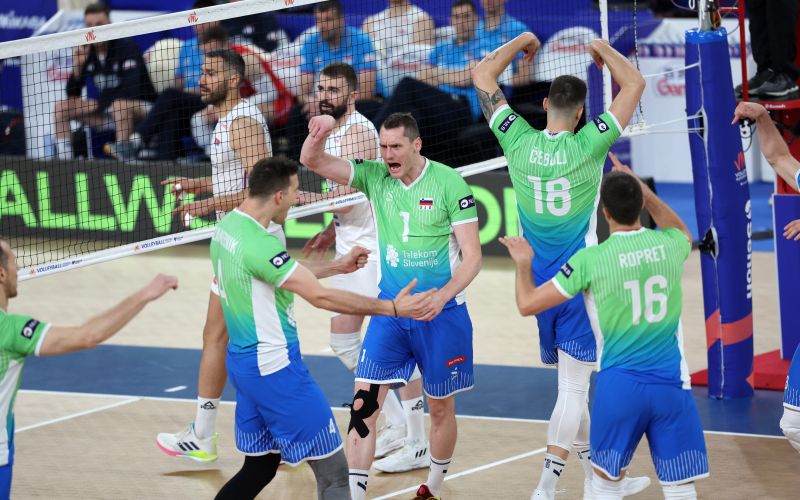 slovenija odbojka.JPG