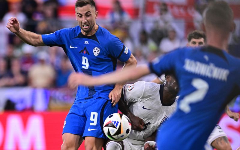 andraz sporar slovenija anglija.jpg