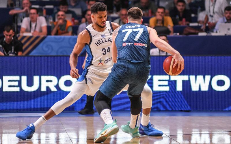 giannis antetokounmpo pm.jpg