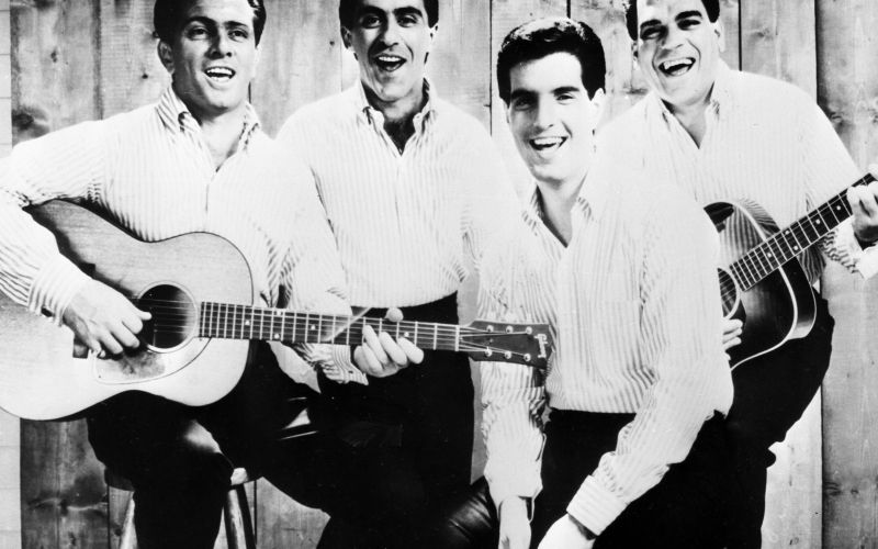 The Four Seasons leta 1964 - Tommy DeVito, Frankie Valli, Bob Gaudio in Nick Massi.