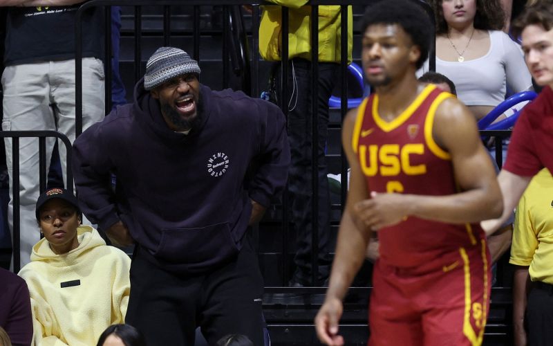 james bronny.jpg