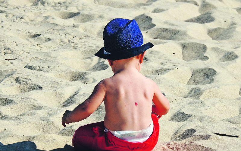 sončenje child-3578519.jpg