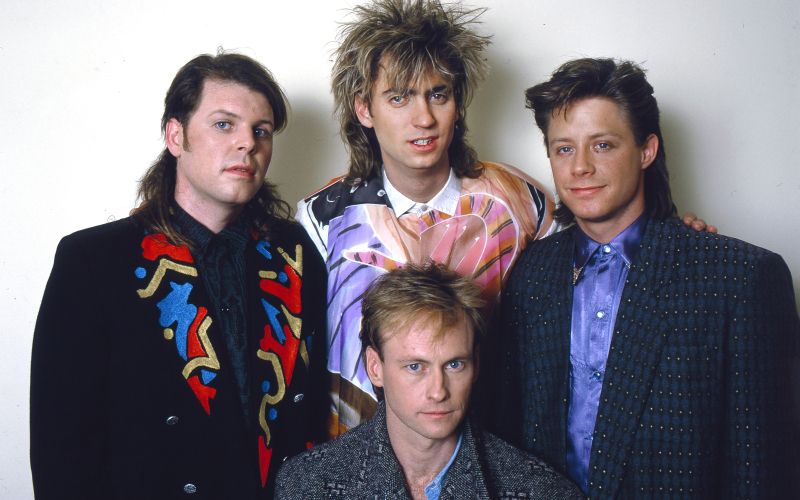 Mr. Mister - Pat Mastelotto, Steve Farris, Steve George in spodaj Richard Page.