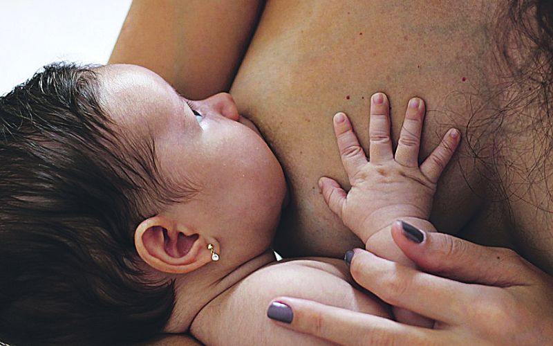 dojenje breastfeeding-1570695_1280.jpg