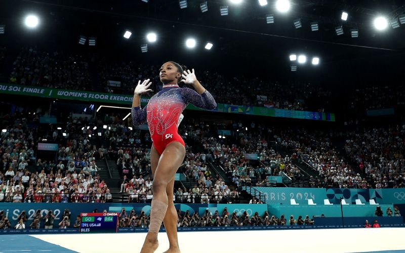 simone biles pm.jpg