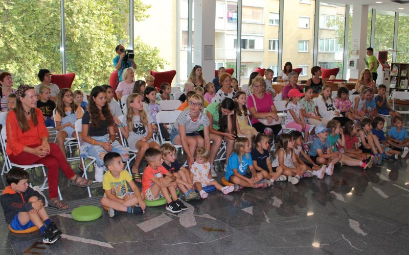 zabavne srede knjižnica (4).JPG