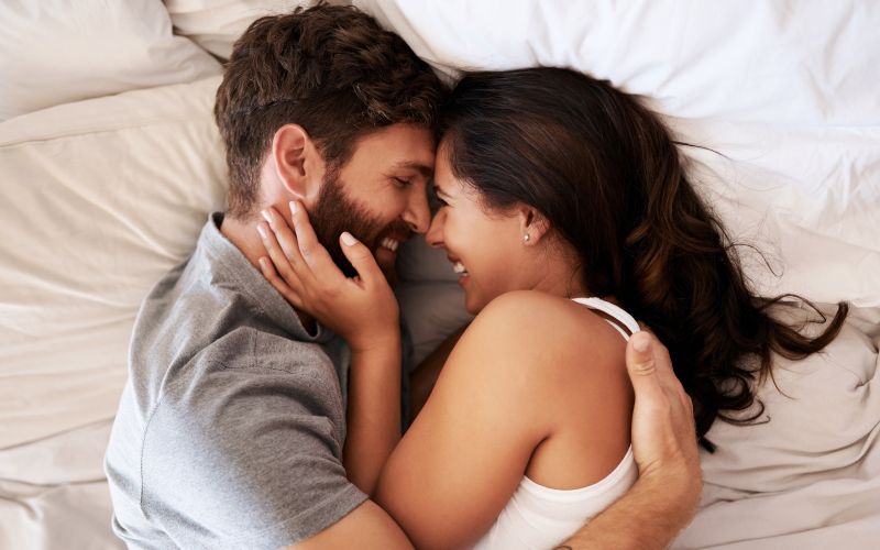 spolnost, par, ljubezen, par v postelji 2