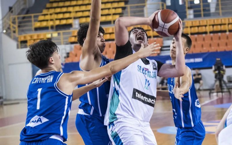 slovenija u-16.jpg