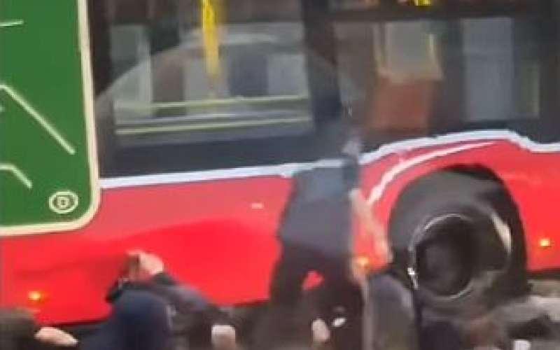 avtobus, ženska, dunaj.jpg